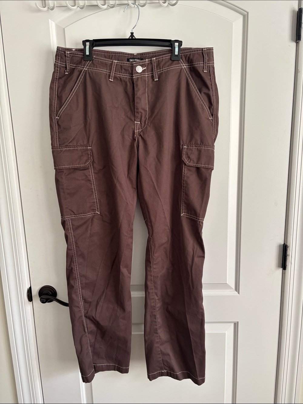 True Religion Men's Brown Cargo Pants Contrast Stitching Utility Pockets Size 36